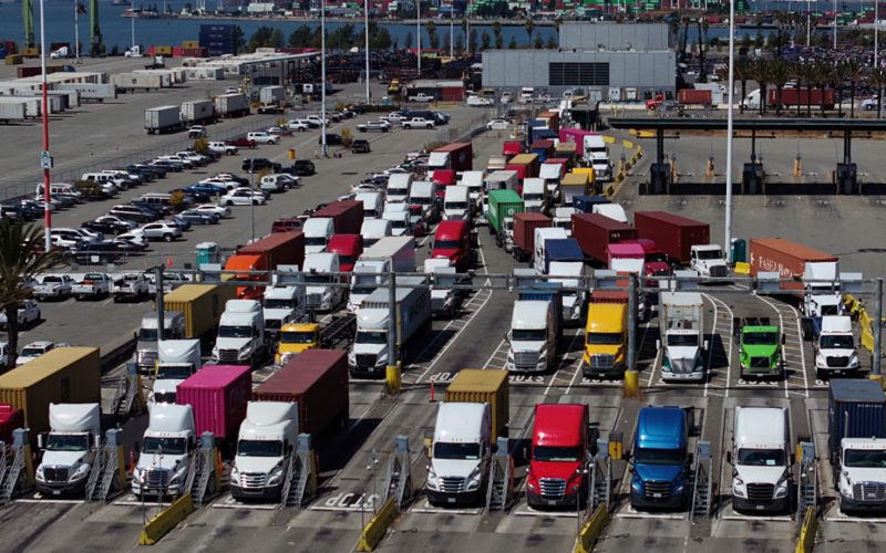 Trump slaps 25% tariffs on heavy trucks imports, starting Oct. 1  – EVOL