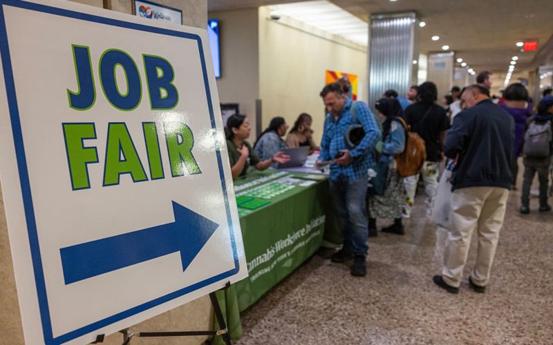 Jobless claims tumble to 218,000, well below estimate despite fears of labor market weakness  – EVOL