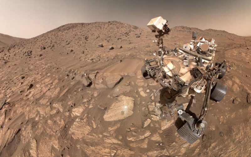 NASA Announces ‘Clearest Sign of Life Ever Found on Mars’   – EVOL